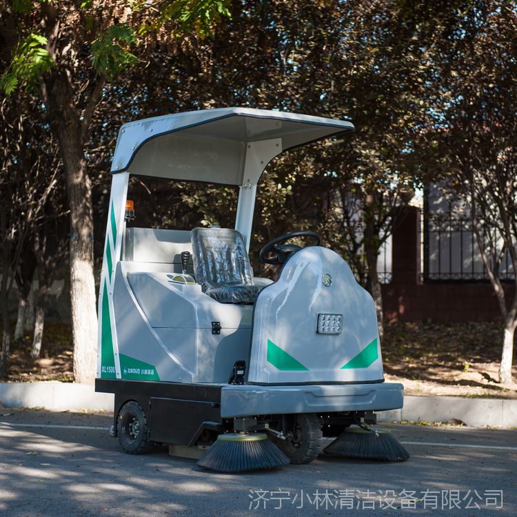電動(dòng)環(huán)衛(wèi)清掃設(shè)備 現(xiàn)代化城市清潔的高效解決方案